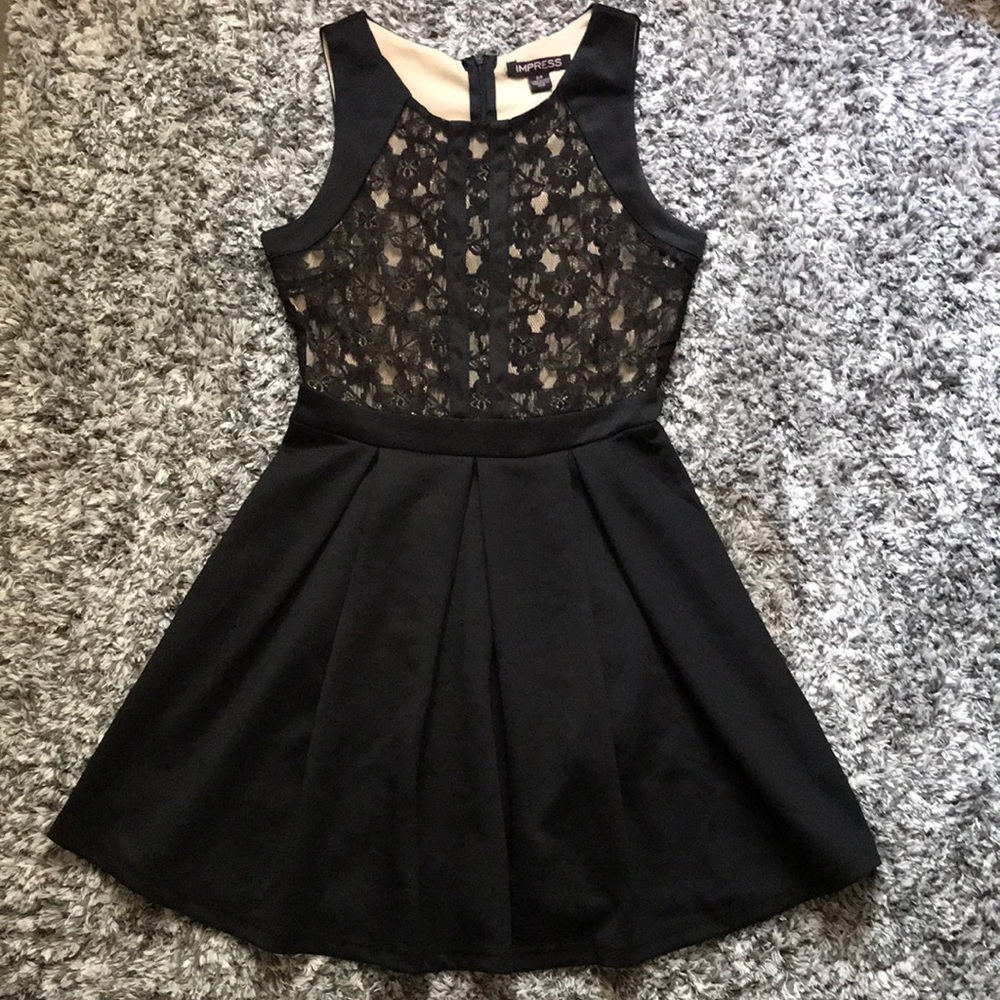 Black dress with lace overlay  S